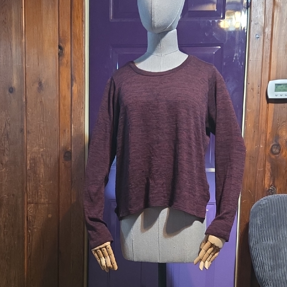 Soft Red Maroon XL Classic Sweater Cozy Lightweight Crewneck